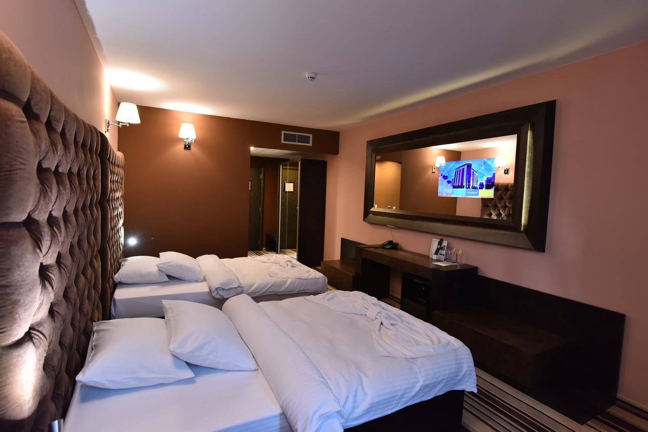 เบสต์ บูทิก โฮเต็ล Hotel สตาราซาโกรา ภายนอก รูปภาพ